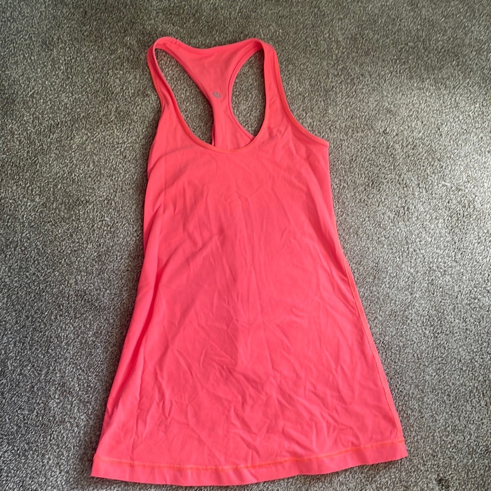 hot pink lululemon tank top
